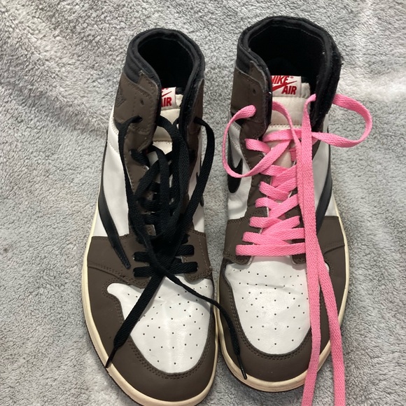 air jordan retro high travis scott